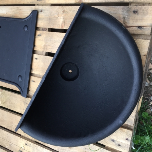 Retro vonkajšie umývadlo spodná časť