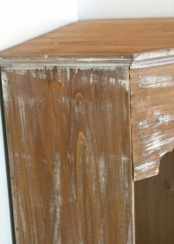 Rohová skriňa v chalupárskom štýle 41x41x129cm