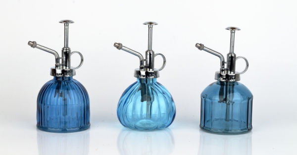 Rozprašovač na kvety svetlo modrý