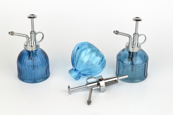 Rozprašovač na kvety svetlo modrý