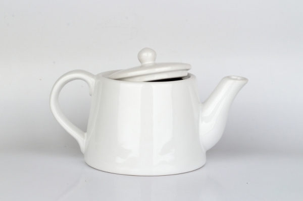 Roztomilá konvička na čaj