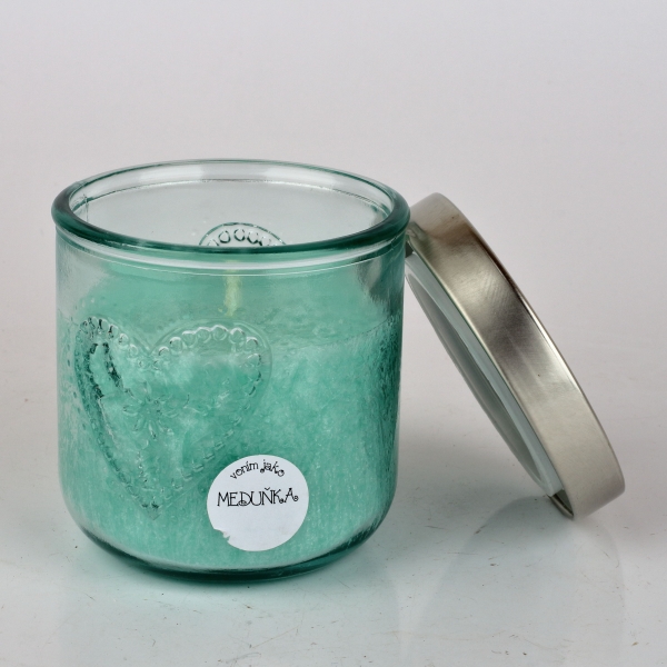 Ručne odlievaná sviečka v sklenenej dóze so srdcom medovka 190g
