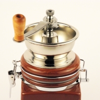 Ručný mlynček na kávu porcelánový hranatý 9x12x18cm