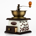 Ručný mlynček na kávu 