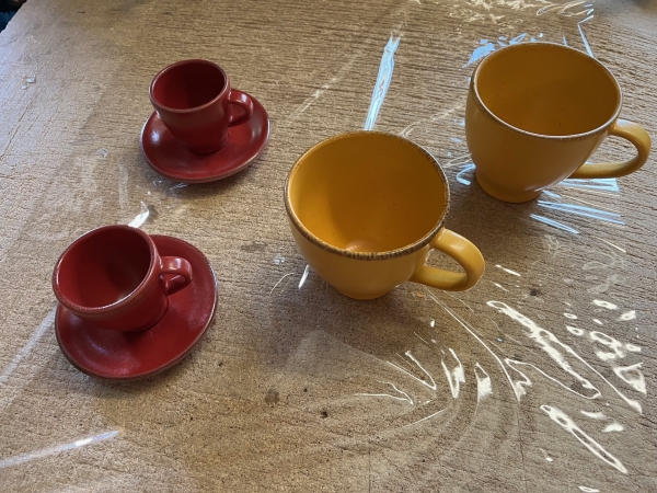 Šálka s tanierikom POSITANO tmavo červený 0,08 l 