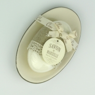 Savon de Marseille keramická mydelnička a mydlo mandle 100g