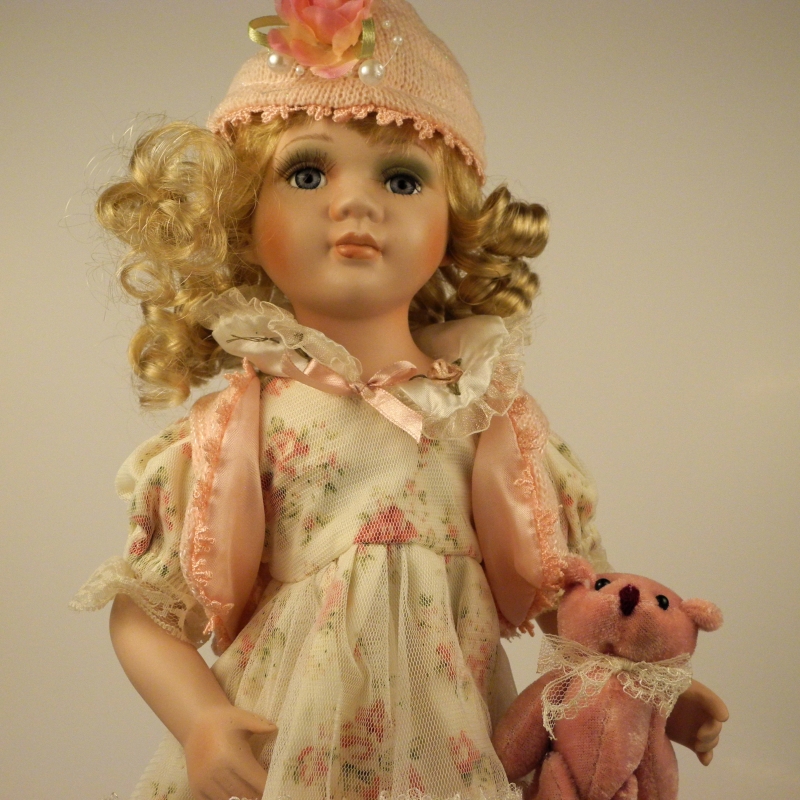 Zberateľská bábika Cecilka 40 cm