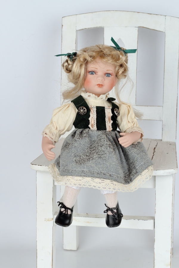 Zberateľská bábika Ruženka 30cm