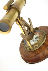 Zberateľské predmety teodolit s kompasom 18x23cm