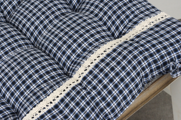 Sedák na stoličku modré kocky 40x40cm