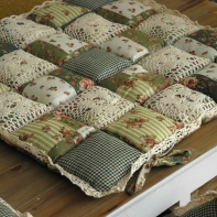 Sedák na stoličku patchwork 40x40cm