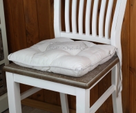 Sedák na stoličku Sweet home biely 40x40cm