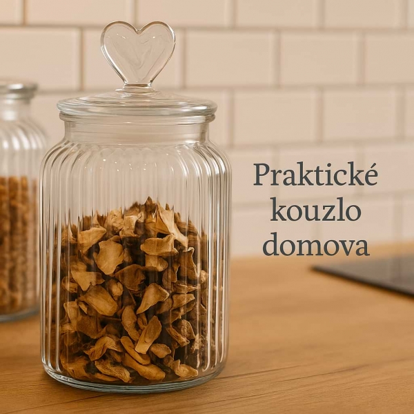 Sklenená dóza so srdiečkom 19 × 10 cm