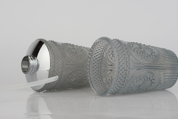 Sklenená kúpeľňová sada - dávkovač na mydlo a poháre