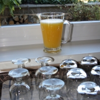 Sklenený džbán Abeille