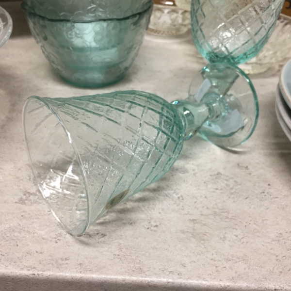 Pohár na víno ARLEQUIN 0,37l