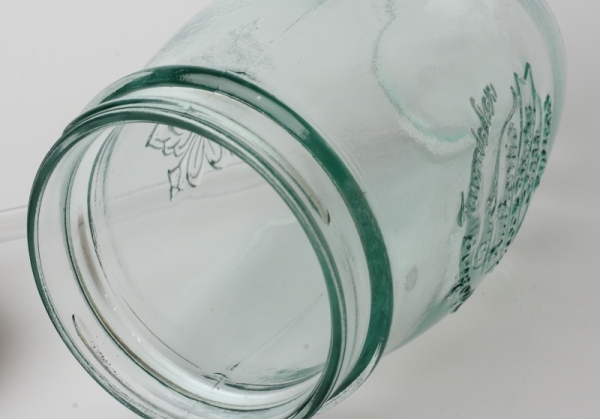 Poháre s viečkom a slamkou Authentic 0,45l