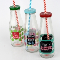 Poháre s viečkom a brčkem- červená dek5220