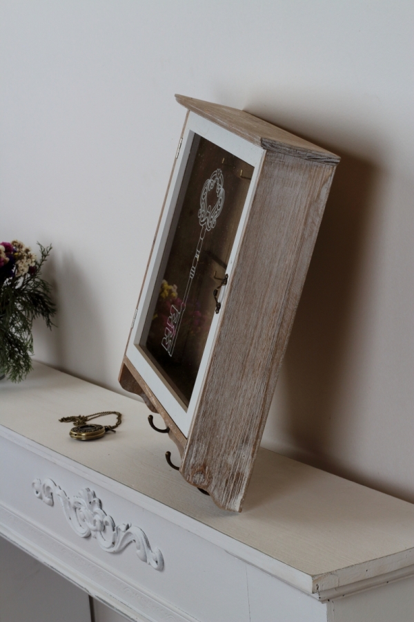 Skrinka na klúče BI