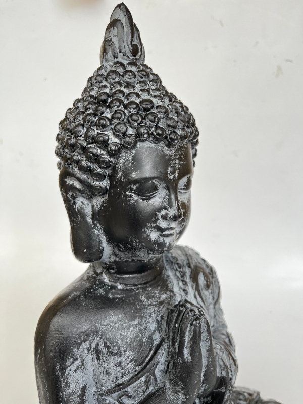 Socha Budha - meditujúci