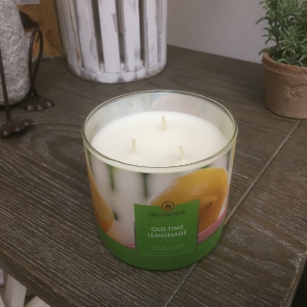 Sójová sviečka OLD TIME LEMONADE s 3 knôtmi