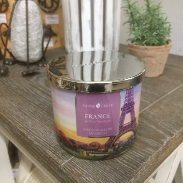 Sójová sviečka WORLD TRAVELER 0,41 KG FRANCE - MARSHMALLOW MACAROON