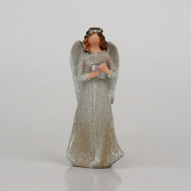 Soška anjela s čelenkou a srdcom 9,5cm