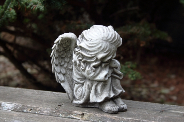 Soška anjela z betónu 18cm