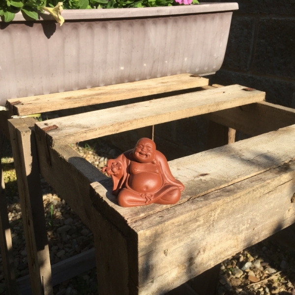 Soška Budhu Čajový duch 6x8x5cm