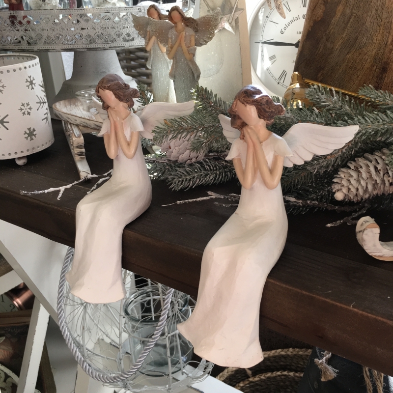 Soška sediaci anjel Modlitba 18cm