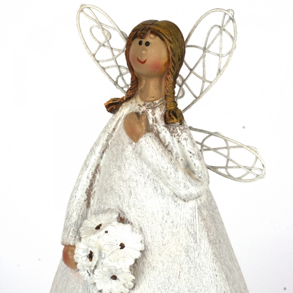 Soška víla v bielych šatách Ruka na srdci 27cm