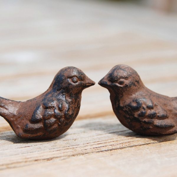 Sošky vtáčiky priateľstva v boxe 2 kusy 5,6 x 2,4 x 3 cm liatina