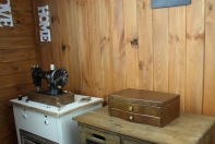 Šperkovnica drevená skrinka 28x16x10cm