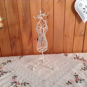 Šperkovnica krajčírska panna 40cm