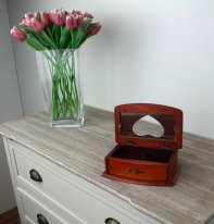 Šperkovnica s preskleným vekom v tvare srdcom 18,5x11,5cm