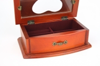 Šperkovnica s preskleným vekom v tvare srdcom 18,5x11,5cm