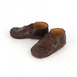 Staré detské topánky ako dekorácia 13x6x5cm