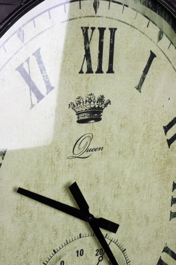 Starodávne nástenné hodiny s teplomerom 93cm