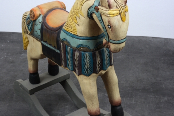 Starožitný drevený hojdací kôň 47cm