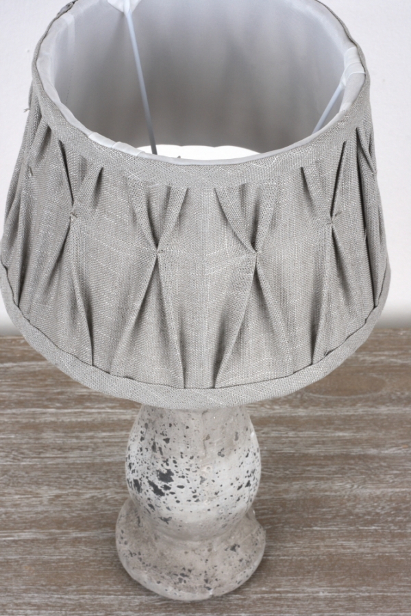 Tienidlo k lampe šedej 23cm 