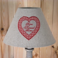 Tienidlo na lampu červené srdce 15cm