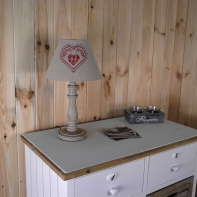 Tienidlo na lampu červené srdce 15cm