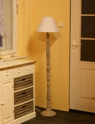 Stojaca lampa krémová - podstavec 136cm