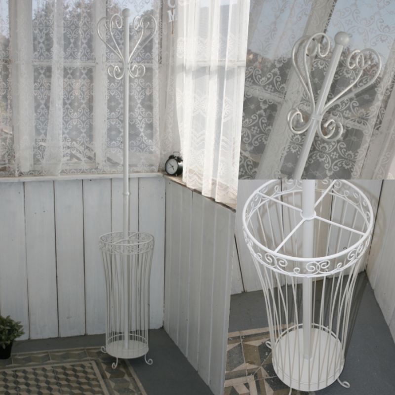 Stojací vešiak na kabáty biely kov 180 cm