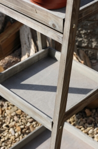 Stojan na kvety drevené police 169 cm