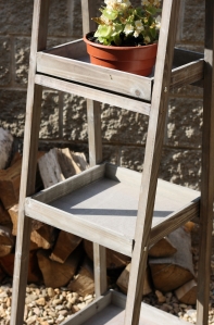 Stojan na kvety drevené police 169 cm