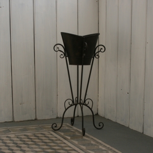 Stojan na květiny s květináčem 60cm