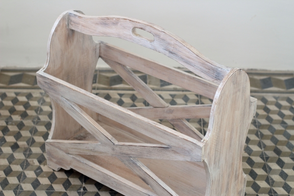 Stojan na noviny 60x60x30cm