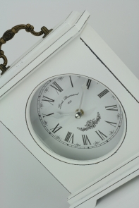 Stolové hodiny drevené biele 26,5cm