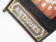 Stolové kovové hodiny s kohútom Antiques